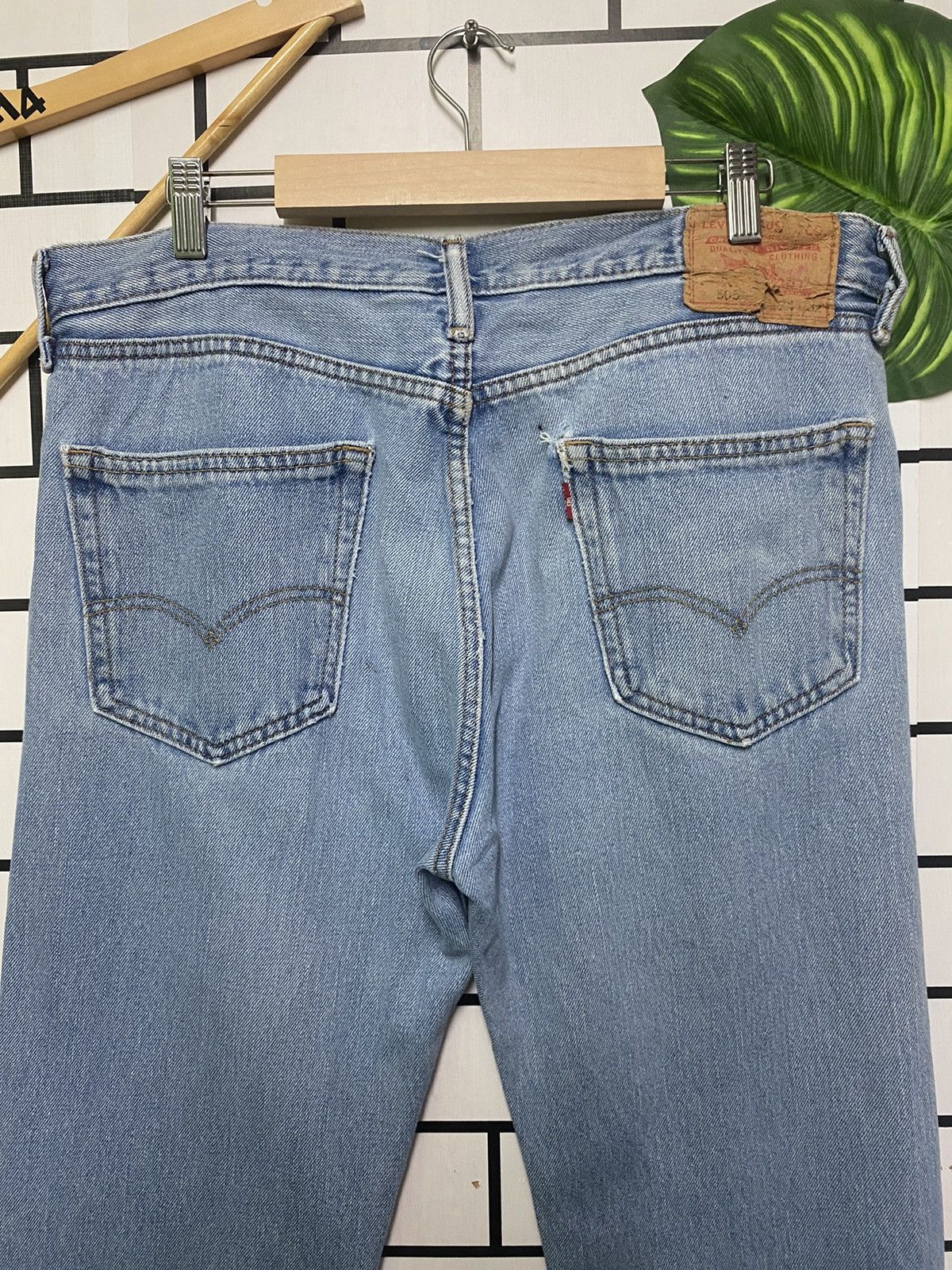 Levi's × Levi's Vintage Clothing × Vintage Vintage LEVIS 505 Light Wash Distressed Jean -L23 Size US 36 / EU 52 - 8 Thumbnail