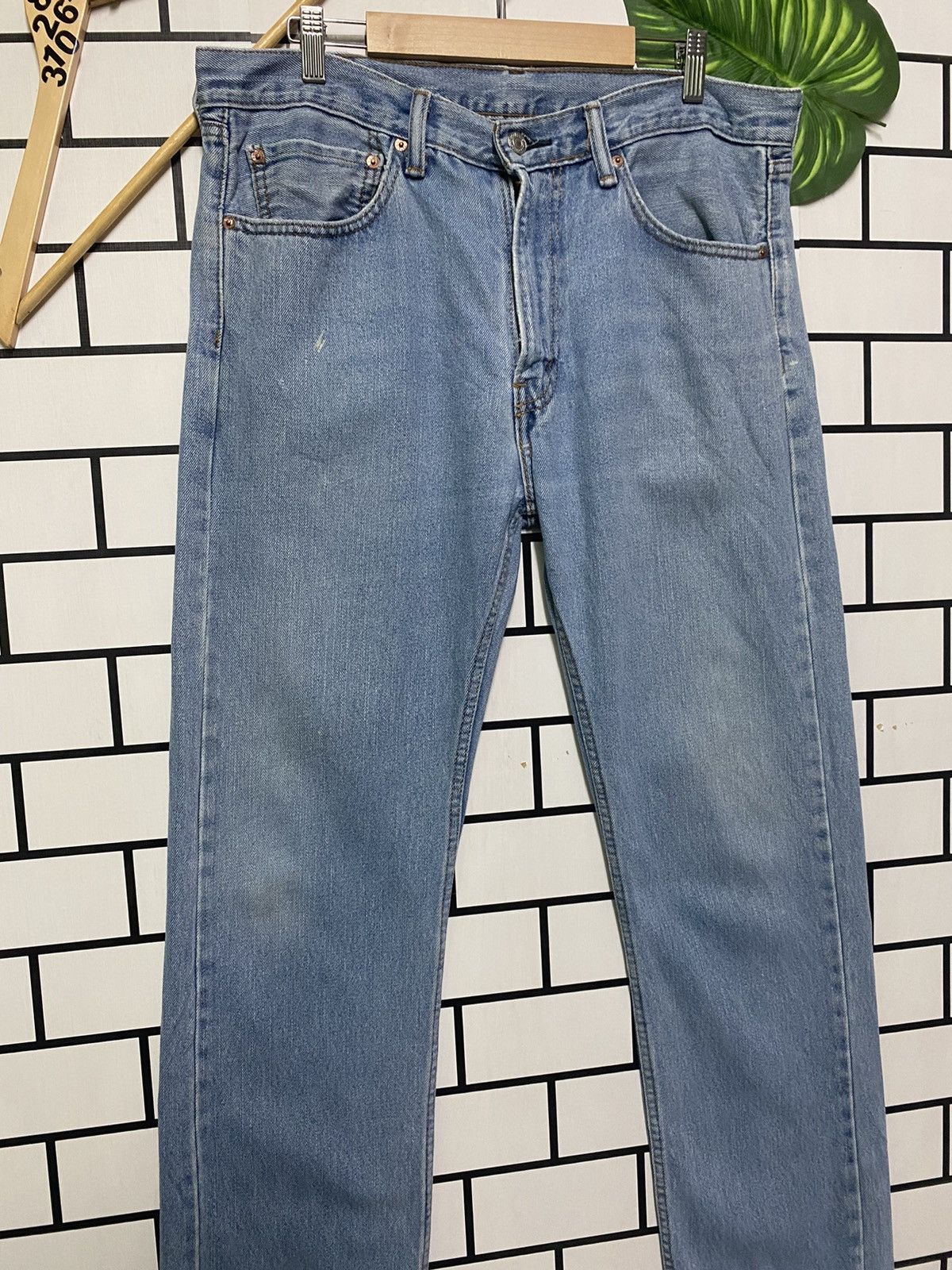 Levi's × Levi's Vintage Clothing × Vintage Vintage LEVIS 505 Light Wash Distressed Jean -L23 Size US 36 / EU 52 - 6 Thumbnail