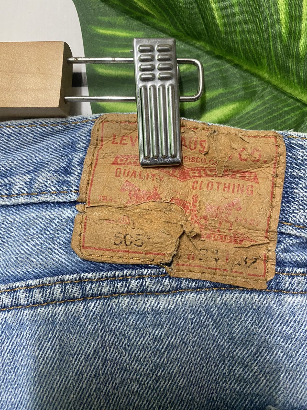 Levi's × Levi's Vintage Clothing × Vintage Vintage LEVIS 505 Light Wash Distressed Jean -L23 Size US 36 / EU 52 - 9 Thumbnail