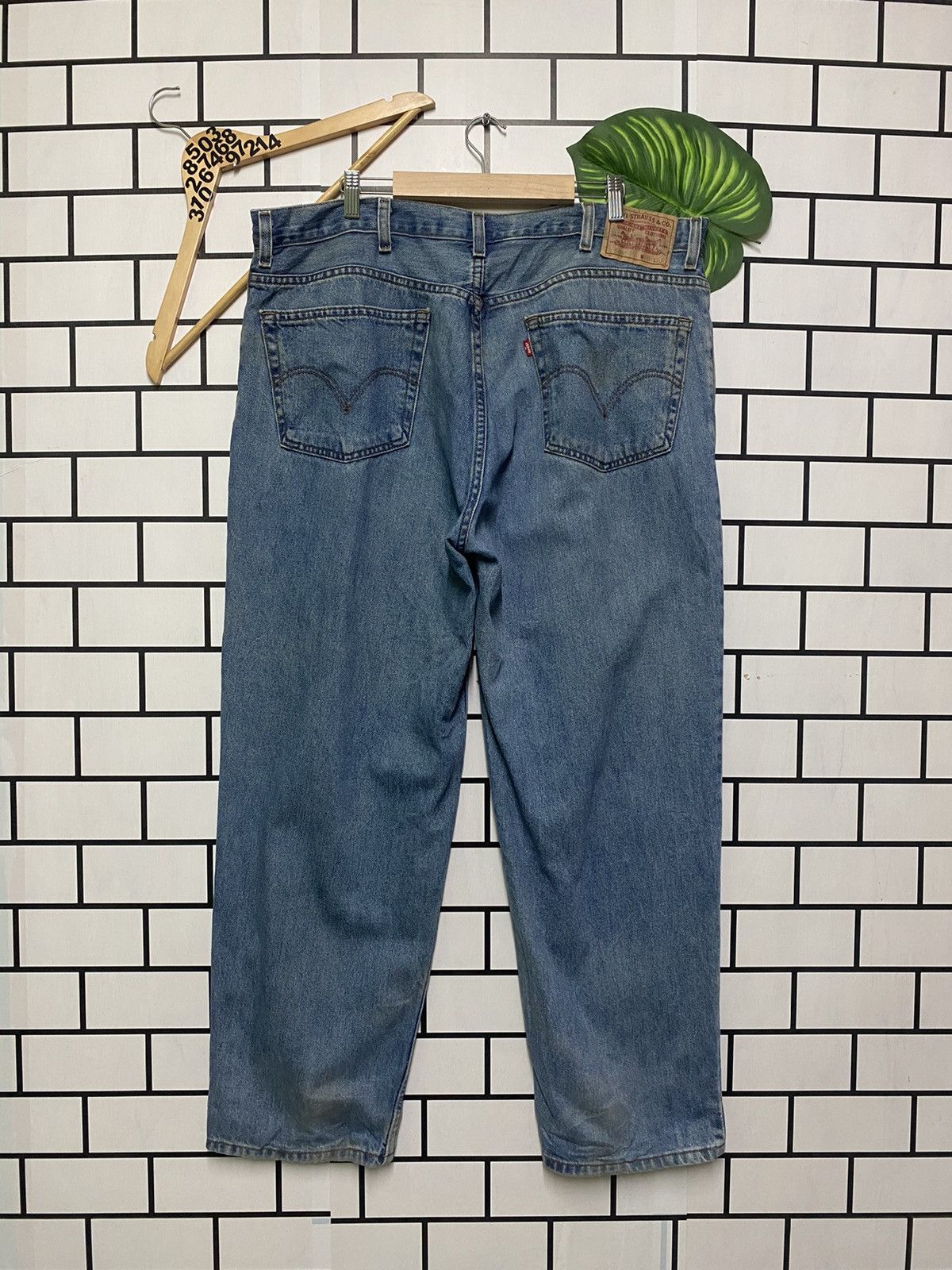 Levi's × Levi's Vintage Clothing × Vintage Vintage LEVIS 560 Comfot Fit 40x30 Jeans - L21 Size US 40 / EU 56 - 2 Thumbnail
