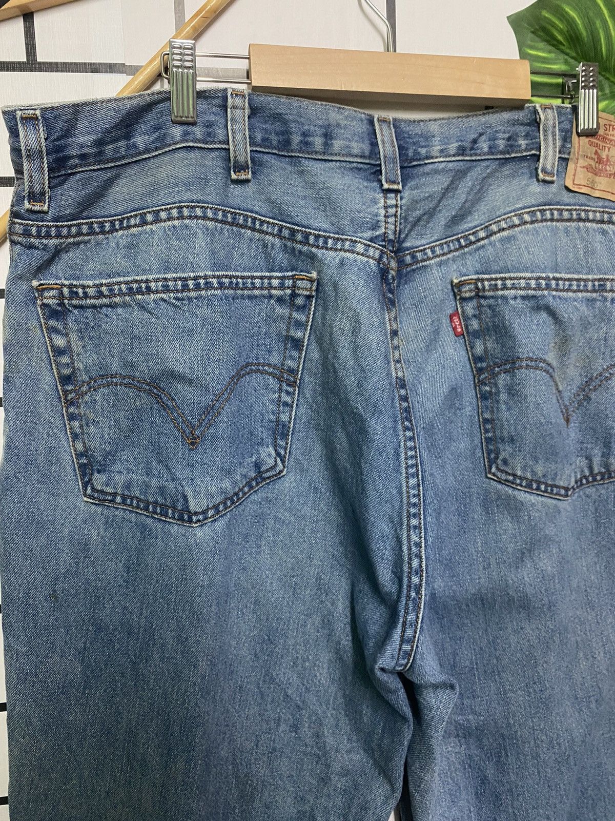 Levi's × Levi's Vintage Clothing × Vintage Vintage LEVIS 560 Comfot Fit 40x30 Jeans - L21 Size US 40 / EU 56 - 7 Thumbnail