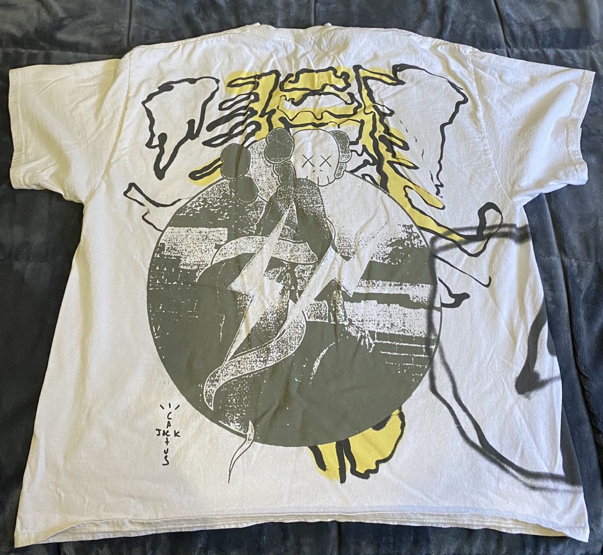 Travis Scott Travis Scott + Kaws For Fragment Tee Size US XL / EU 56 / 4 - 2 Thumbnail