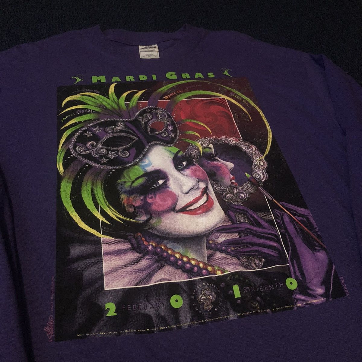 Band Tees × Vintage Vintage Mardi Gras Girl Glitter Graphic Longsleeve Tee 2010 Size US L / EU 52-54 / 3 - 2 Thumbnail