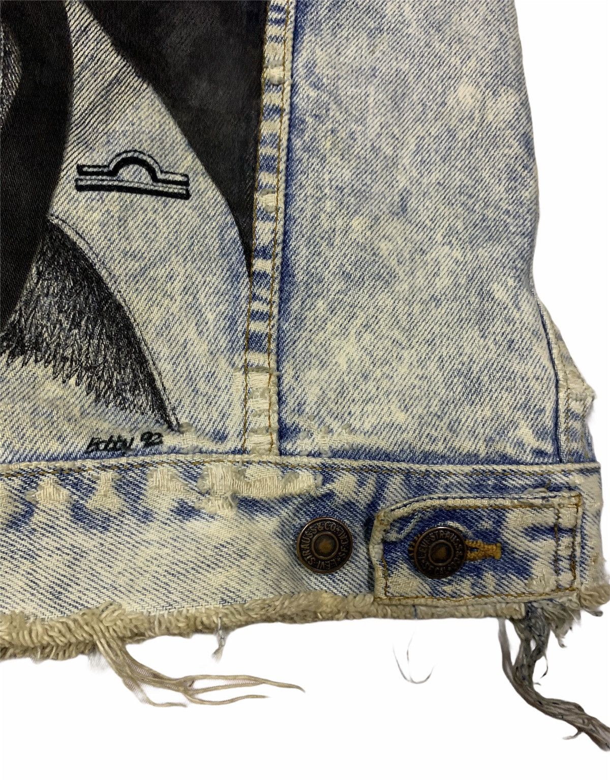 Levi's Vintage Clothing 🔥VINTAGE 80s DISTRESSED LEVIS TRUCKERS JACKET Size US S / EU 44-46 / 1 - 4 Thumbnail