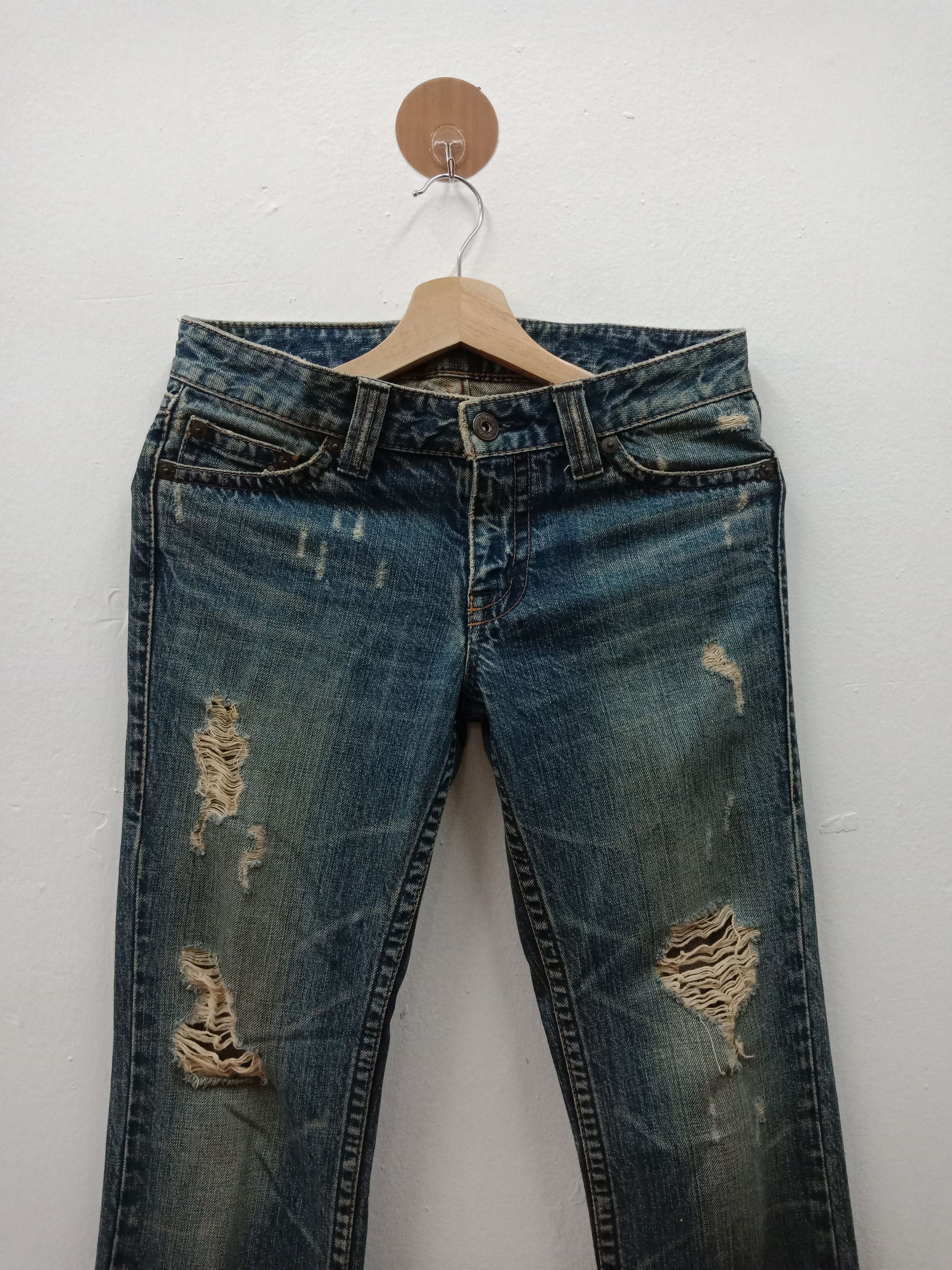 In The Attic Material Girl Distressed Shredded Size US 30 / EU 46 - 7 Thumbnail