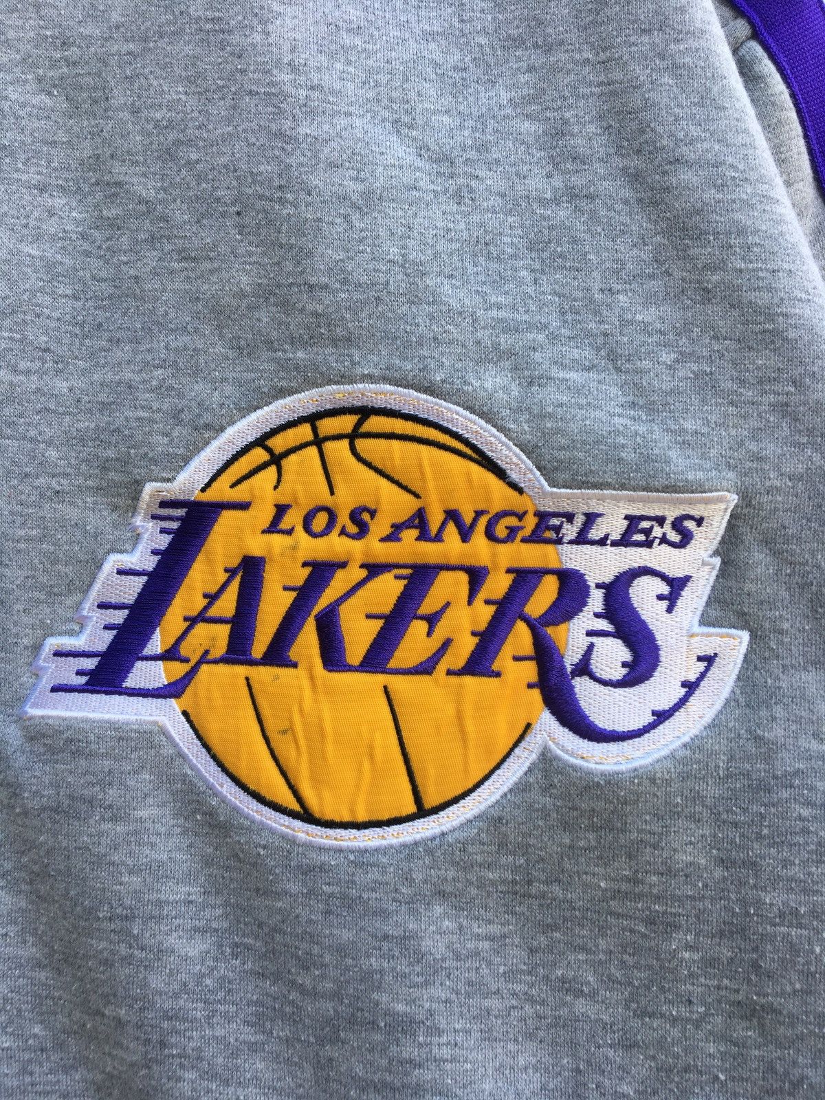NBA Vintage LA Lakers NBA Varsity Jacket / Sweater Size US L / EU 52-54 / 3 - 5 Thumbnail