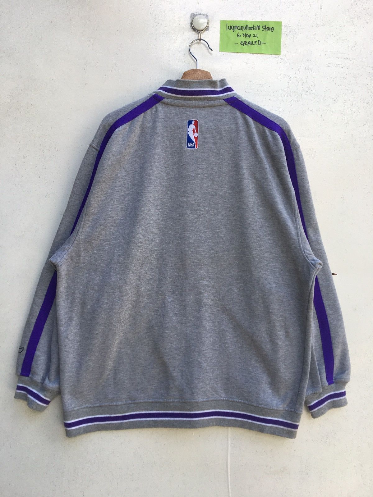NBA Vintage LA Lakers NBA Varsity Jacket / Sweater Size US L / EU 52-54 / 3 - 9 Thumbnail