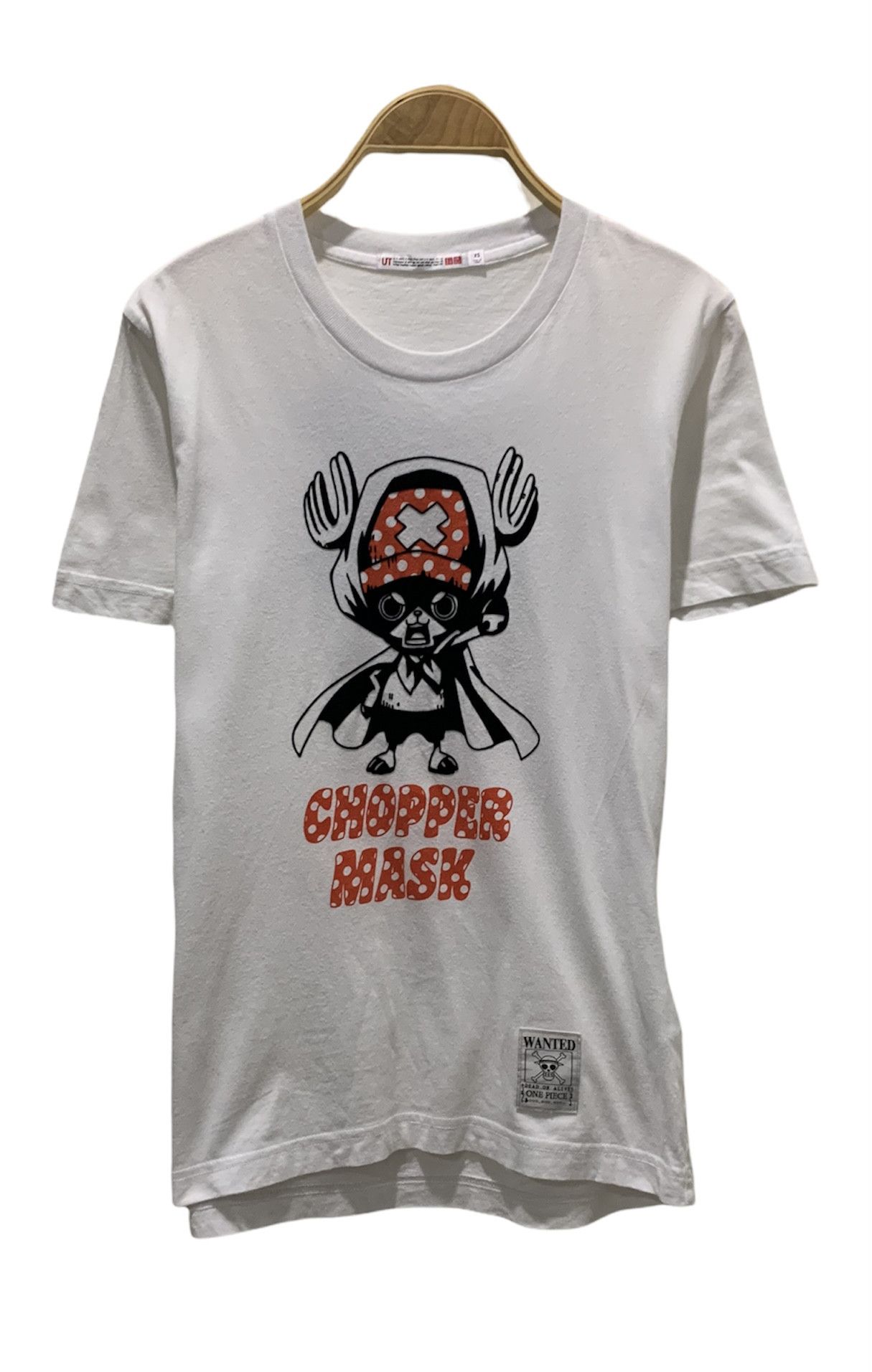 Uniqlo One Piece x Tony Tony Chopper Mask x Uniqlo Tee Grailed