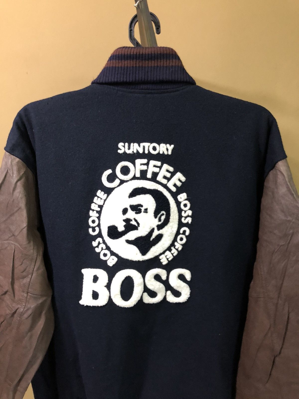 Vintage Vintage Suntory Coffee Boss Big Logo Varsity Jacket Size US L / EU 52-54 / 3 - 5 Thumbnail