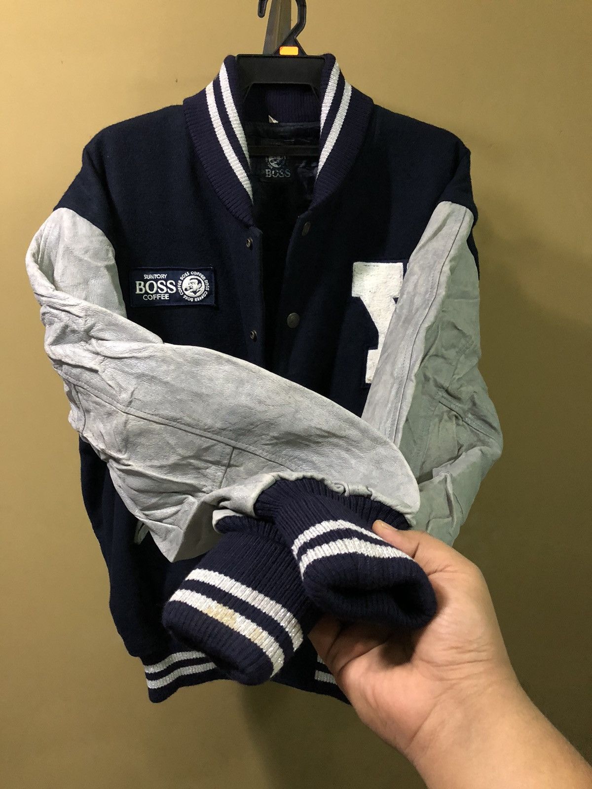 Vintage Vintage Suntory Coffee Boss Big Logo Varsity Jacket Size US L / EU 52-54 / 3 - 8 Thumbnail