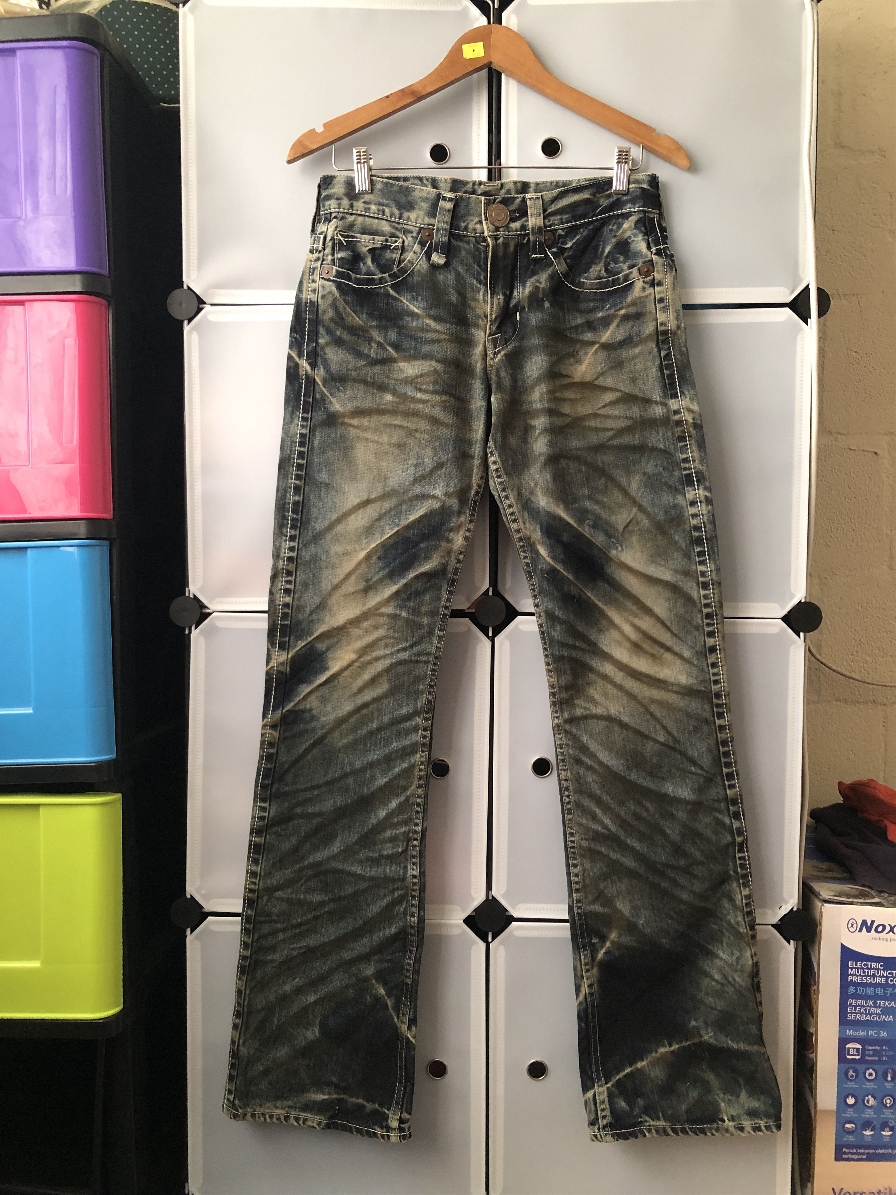 Blue Blue Japan Vintage Blue Way Dirty Design Shirt Rise Denim Pants Size US 30 / EU 46 - 1 Thumbnail