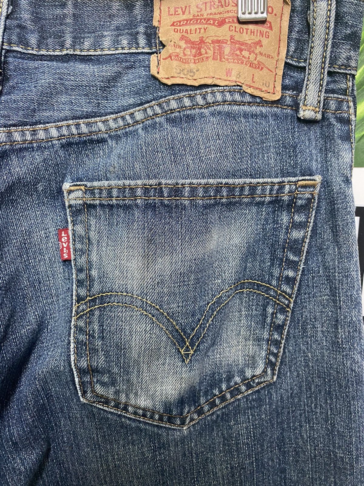 Levi's × Vintage Vintage LEVIS 505 Mid Blue Straight Fit Jeans- L27 Size US 32 / EU 48 - 10 Thumbnail