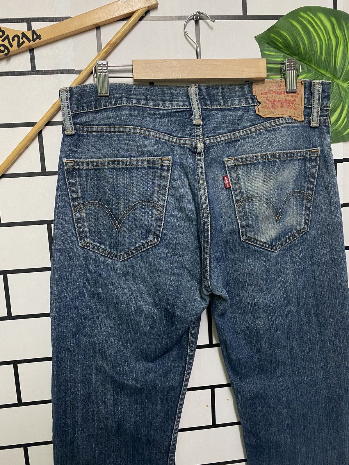 Levi's × Vintage Vintage LEVIS 505 Mid Blue Straight Fit Jeans- L27 Size US 32 / EU 48 - 8 Thumbnail