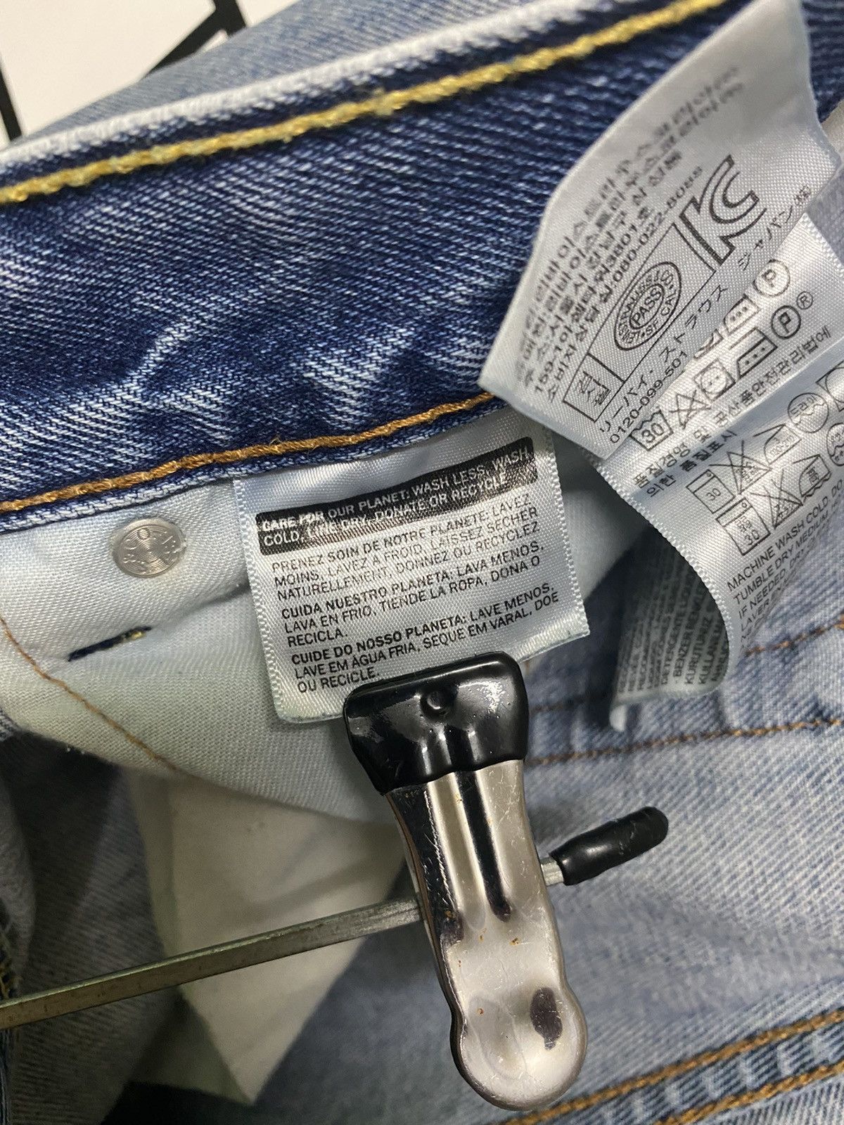 Levi's Vintage Levis 505 Distressed Dirty Jean - L26 Size US 34 / EU 50 - 15 Thumbnail