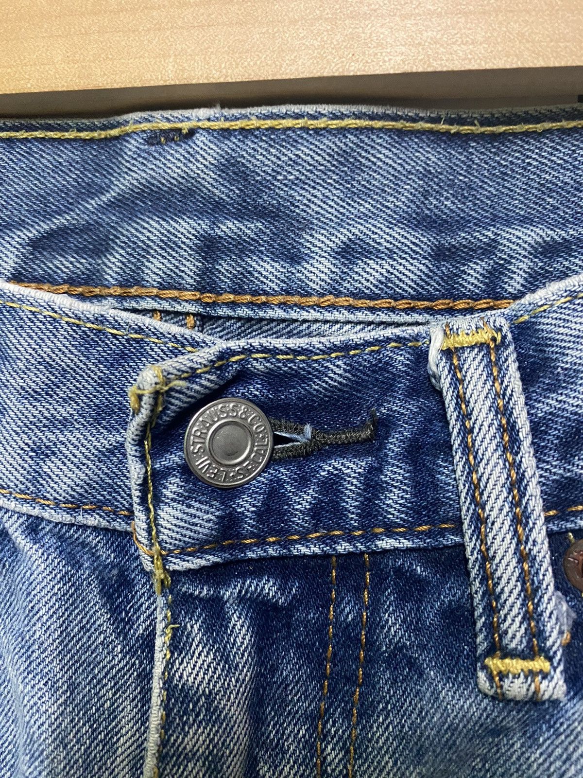 Levi's Vintage Levis 505 Distressed Dirty Jean - L26 Size US 34 / EU 50 - 8 Thumbnail