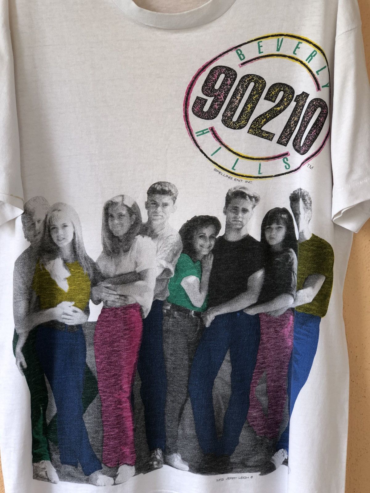 Vintage Vintage 90s BEVERLY HILLS 90210 TV Series Promo Tee Size US XL / EU 56 / 4 - 2 Thumbnail