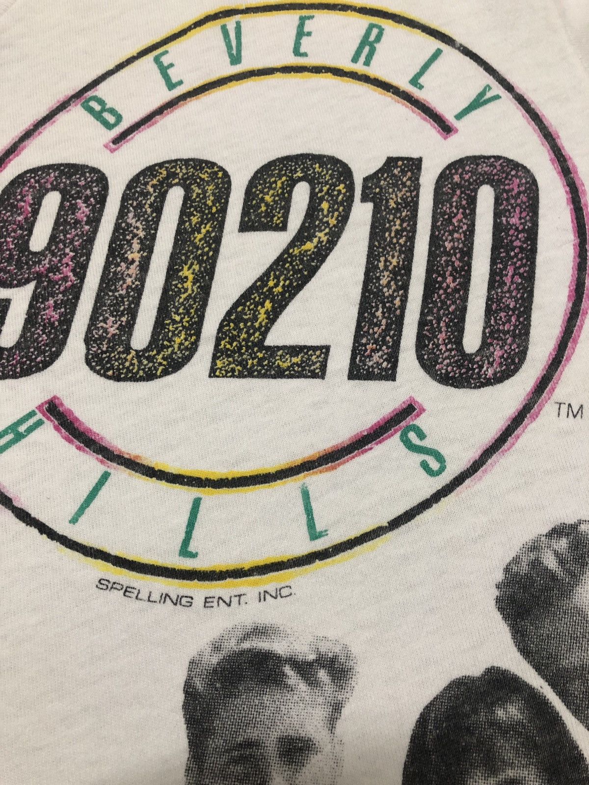 Vintage Vintage 90s BEVERLY HILLS 90210 TV Series Promo Tee Size US XL / EU 56 / 4 - 6 Thumbnail
