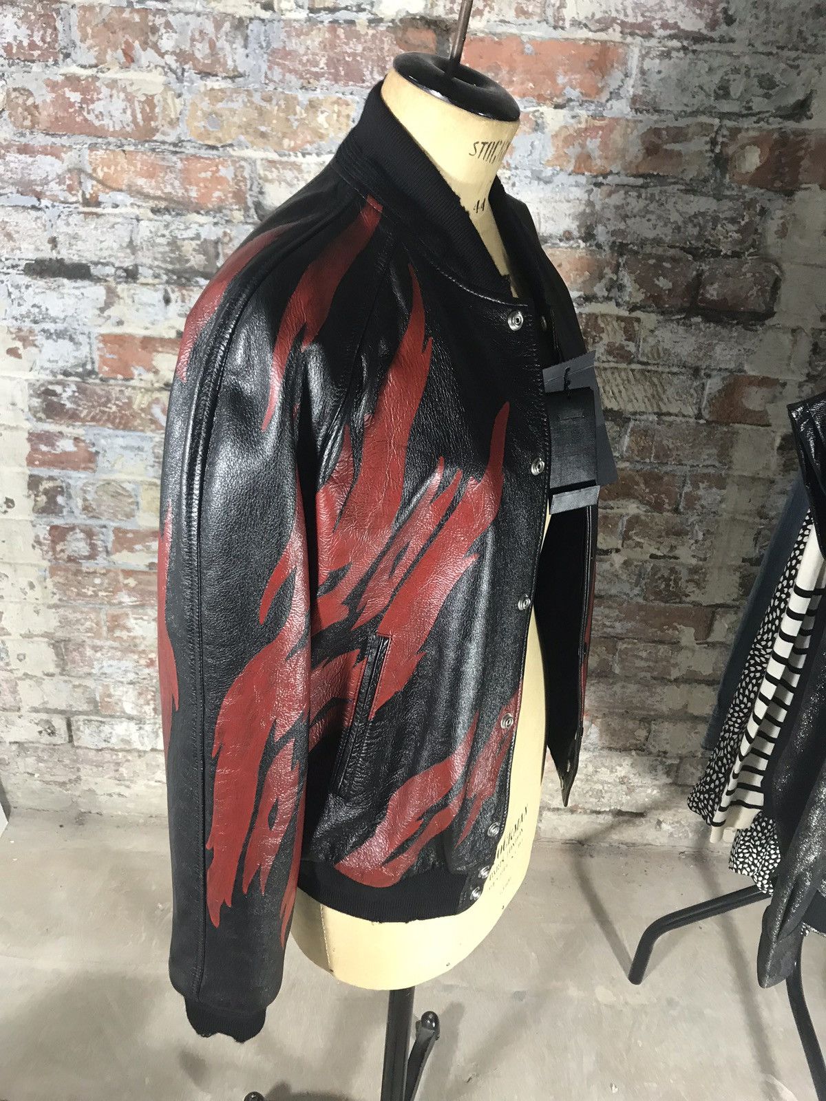 Saint Laurent Paris FW17 ‘inferno’ capsule leather bomber jacket 50 BNWT Size US M / EU 48-50 / 2 - 11 Thumbnail