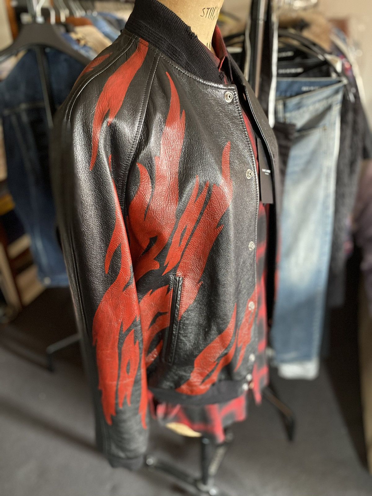 Saint Laurent Paris FW17 ‘inferno’ capsule leather bomber jacket 50 BNWT Size US M / EU 48-50 / 2 - 19 Thumbnail