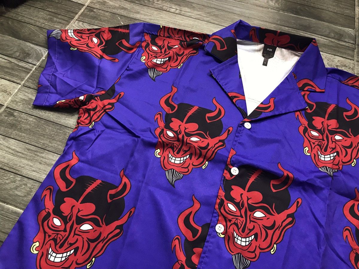 Japanese Brand × Vintage Cw21 Devil shirt hawaiian/summer aloha shirt devilhead Size US L / EU 52-54 / 3 - 2 Thumbnail