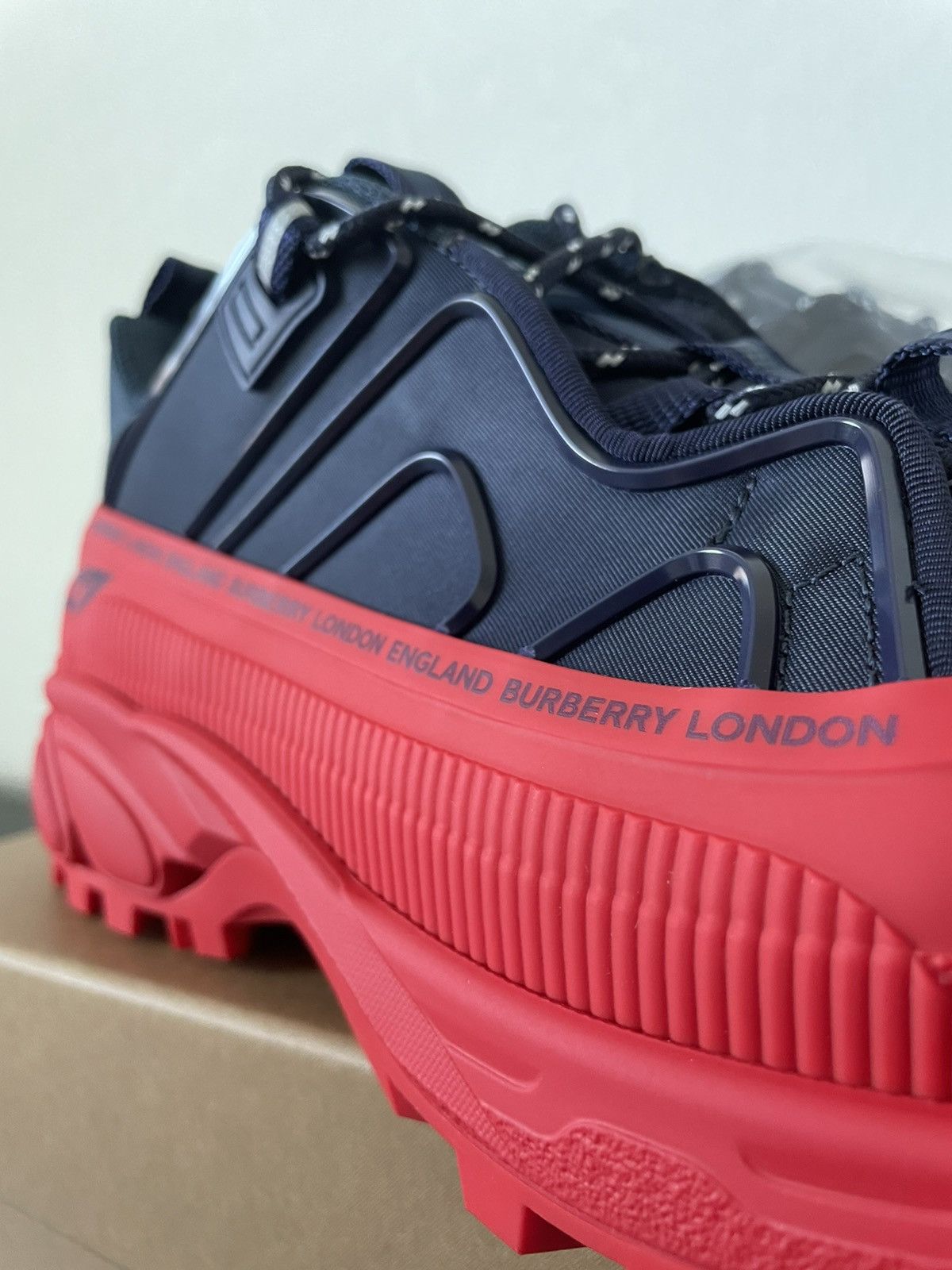 Burberry Burberry Arthur Sneaker Size US 9 / EU 42 - 4 Thumbnail