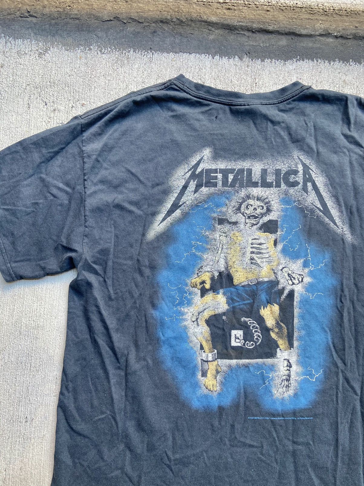 Vintage Faded Black Metallica Ride the Lightning Band Tee T-Shirt | Grailed