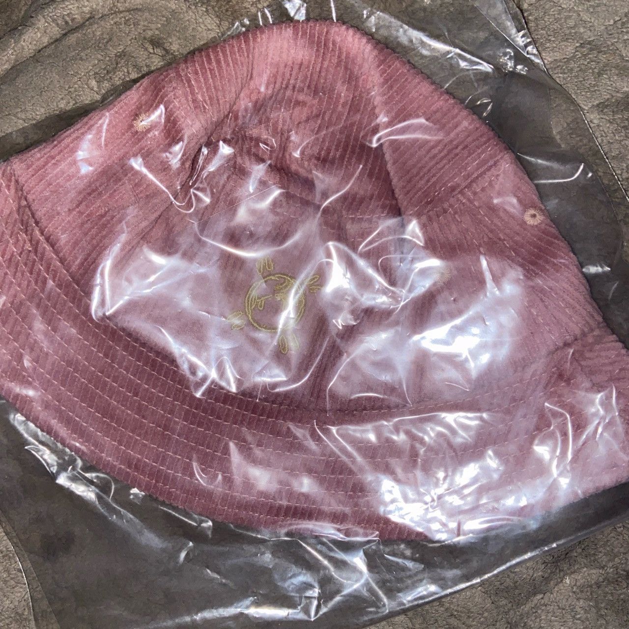 Designer × Kendrick Lamar × Vintage Isaiah Rashad Pink THIB corduroy Bucket Hat Size ONE SIZE - 4 Thumbnail