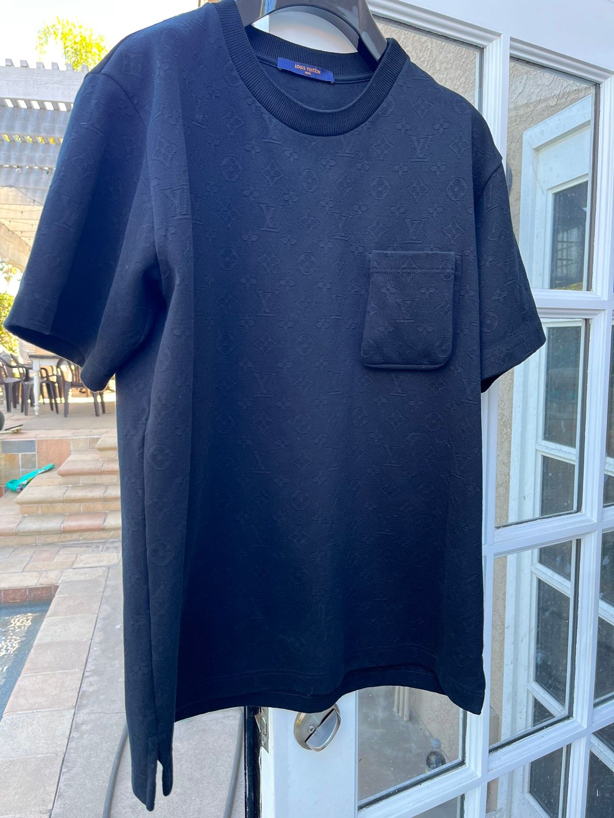 Louis Vuitton Signature 3D Pocket Monogram T-Shirt, Black, L (Stock Confirmation Required)