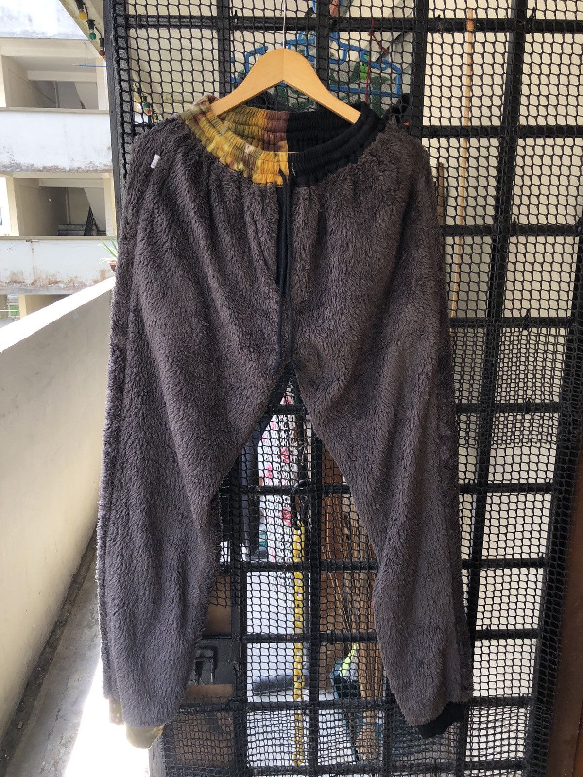 Japanese Brand KOBITCH TIE DYE SPLIT SWEATPANT Size US 34 / EU 50 - 3 Thumbnail