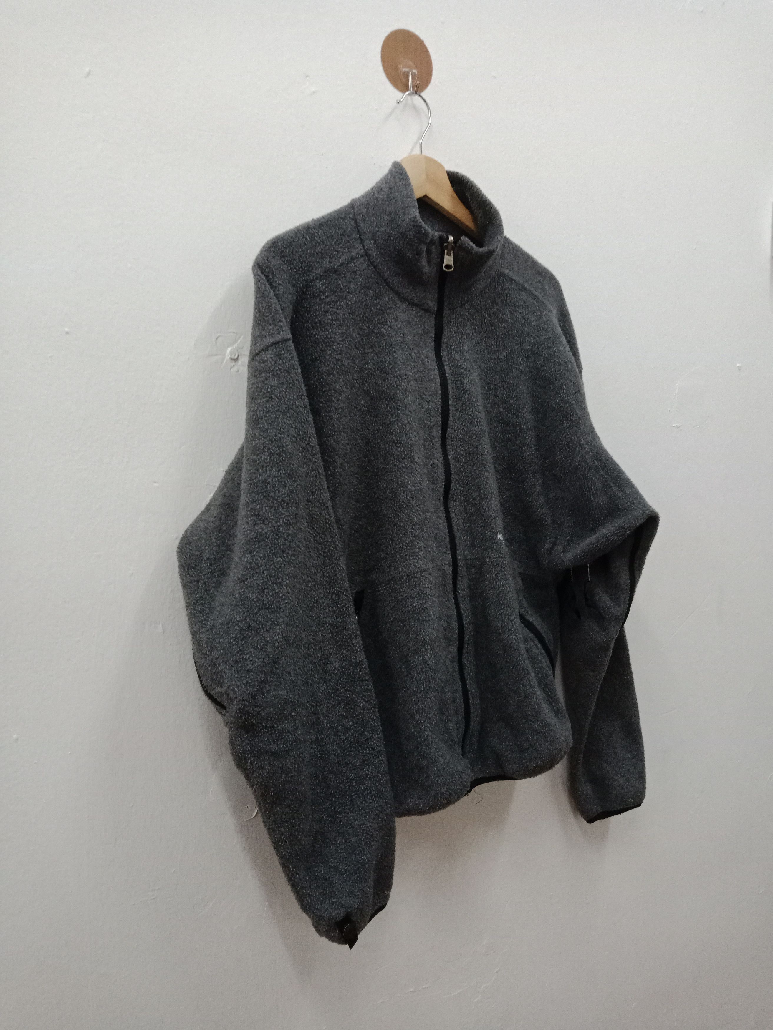 The North Face The North Face Gray Fleece Multipockets Size US M / EU 48-50 / 2 - 5 Thumbnail