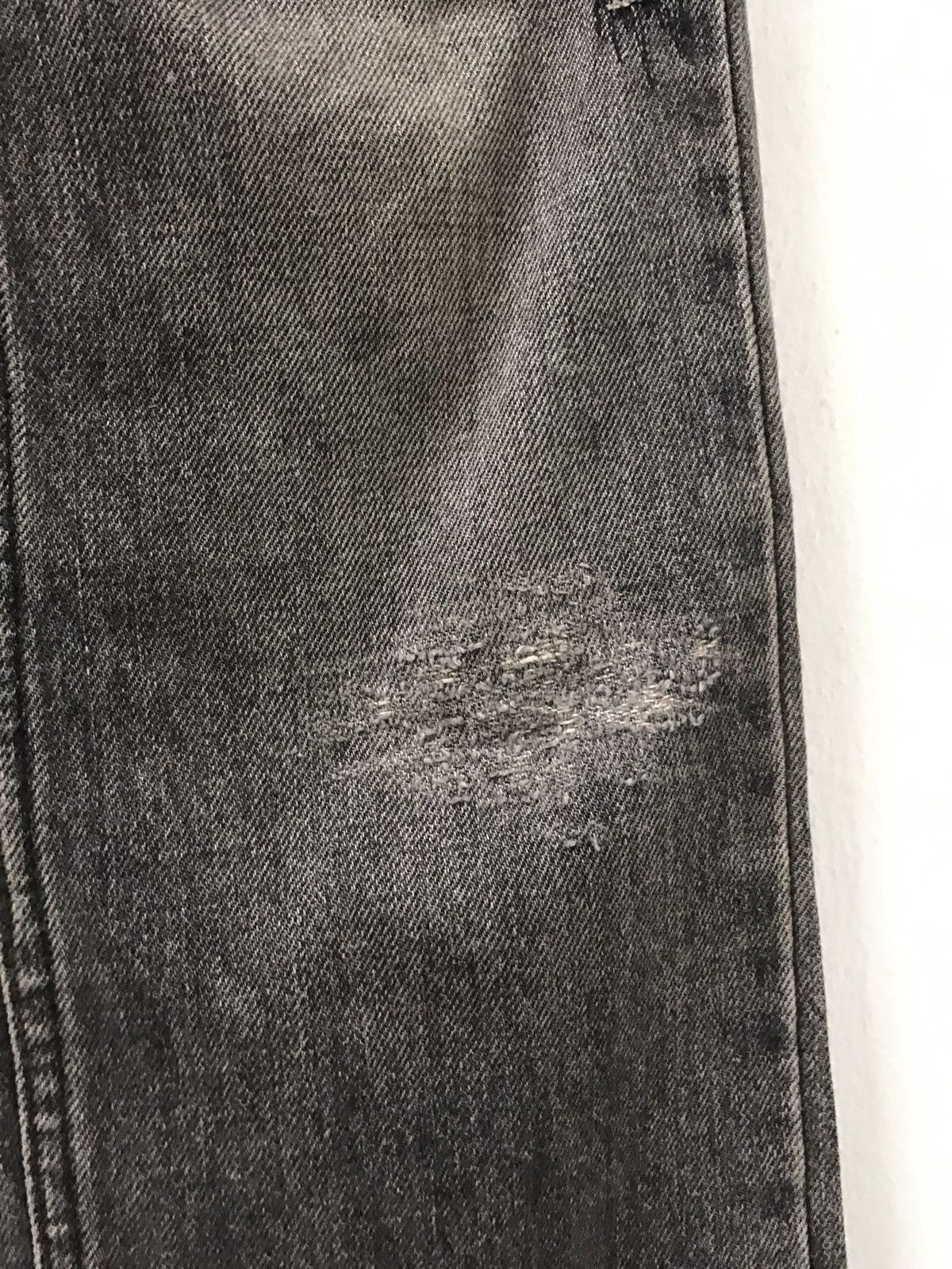 Lounge Lizard Lounge Lizard Made in Japan Distressed Rips Denim Jeans Size US 31 - 8 Thumbnail