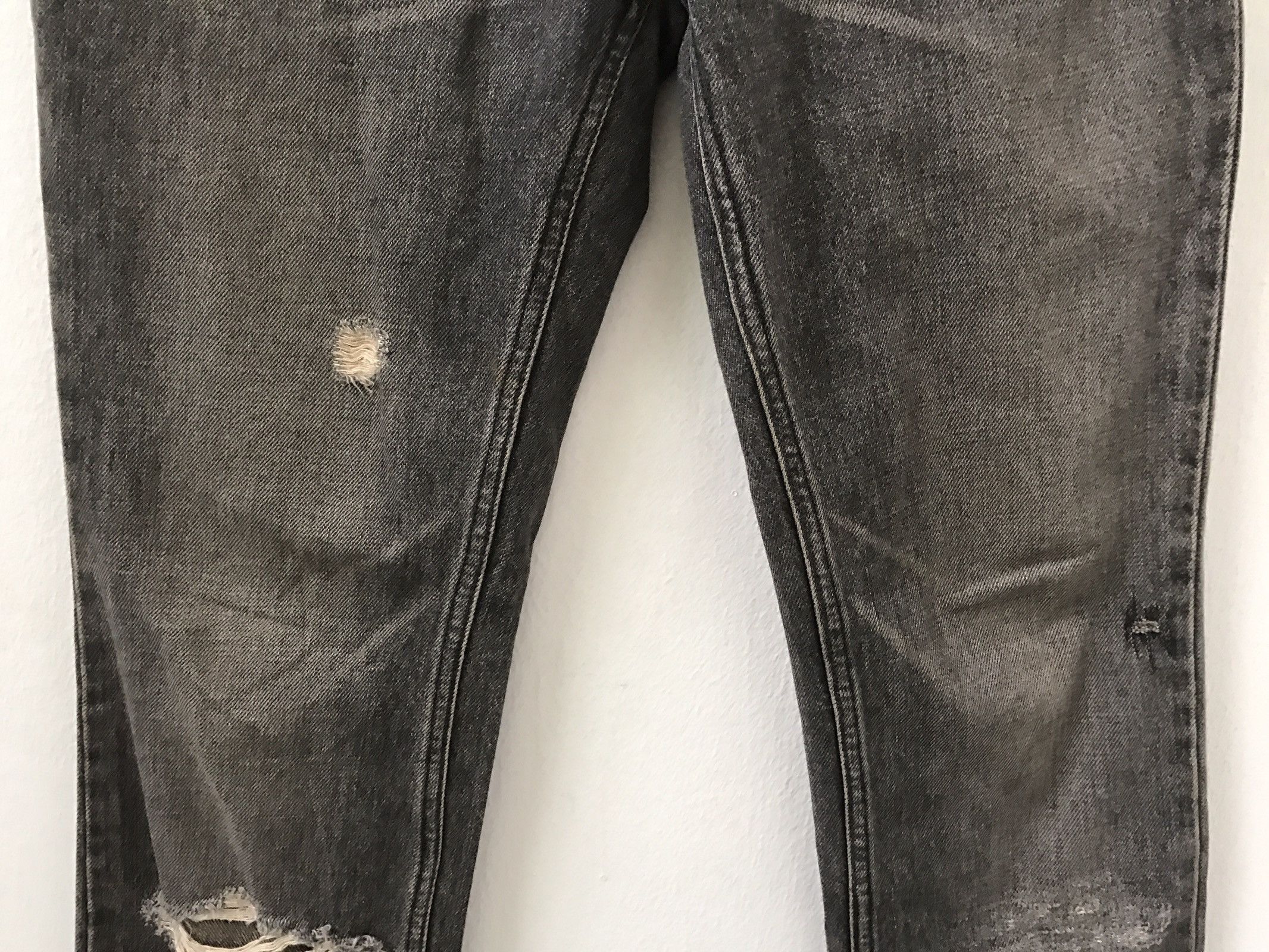 Lounge Lizard Lounge Lizard Made in Japan Distressed Rips Denim Jeans Size US 31 - 5 Thumbnail