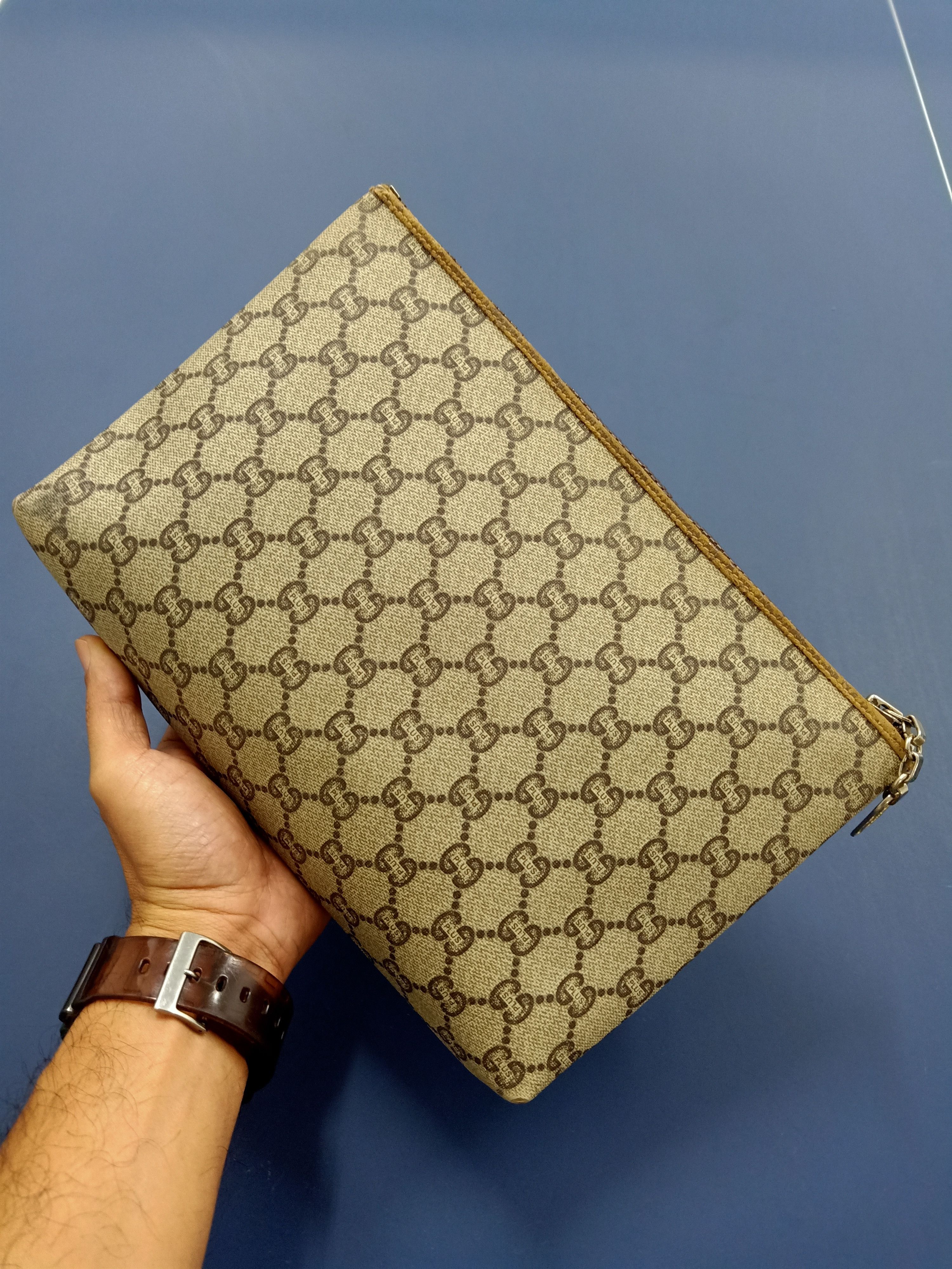 Gucci × Vintage 🔥Hot Item🔥 Gucci Plus Monogram Clutch Bag Size ONE SIZE - 2 Thumbnail