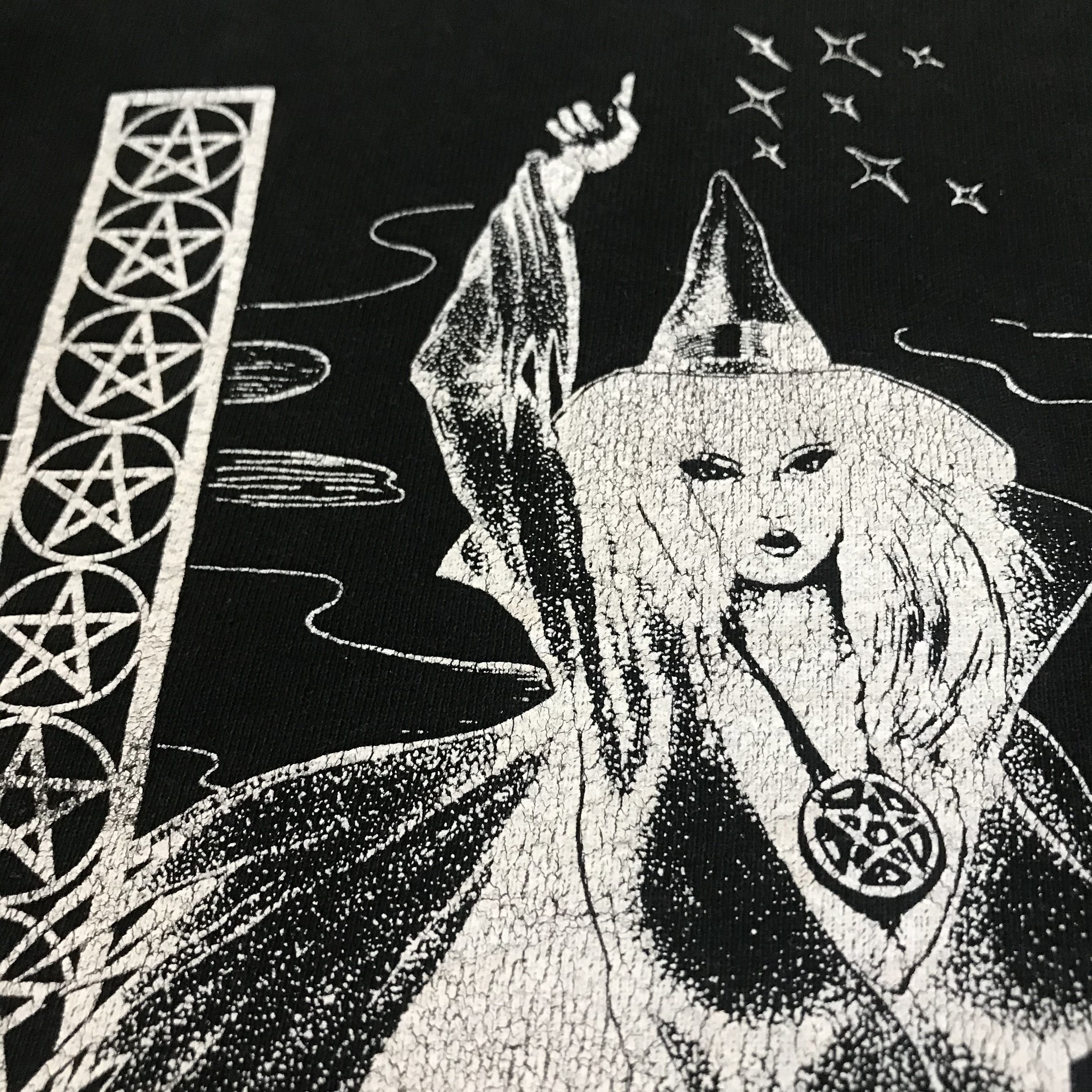 Expert Horror × Vintage Vintage 90s Bewitched Salem MA Sweater Graphic Tee Size US L / EU 52-54 / 3 - 4 Thumbnail