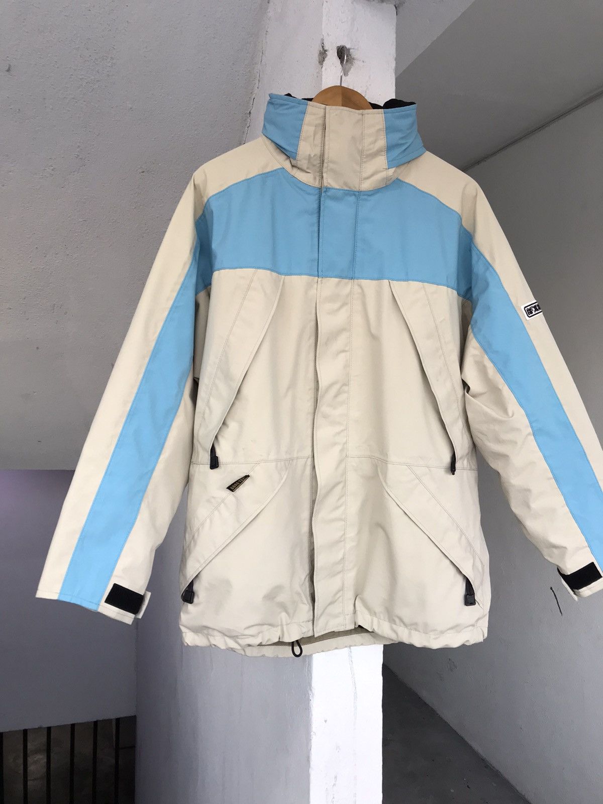 GOODENOUGH × Good Enough × Hiroshi Fujiwara 90s GOODENOUGH X AFDICEGEAR GORE-TEX JACKET Size US L / EU 52-54 / 3 - 6 Thumbnail