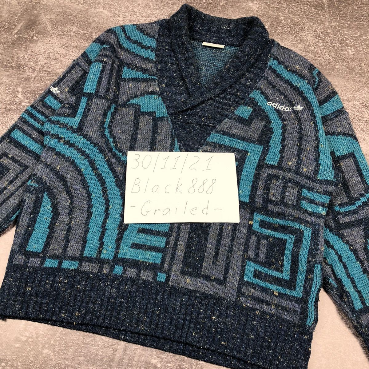 Adidas Vintage Rare Adidas Abstract Sweater Size 54 Size US L / EU 52-54 / 3 - 14 Thumbnail