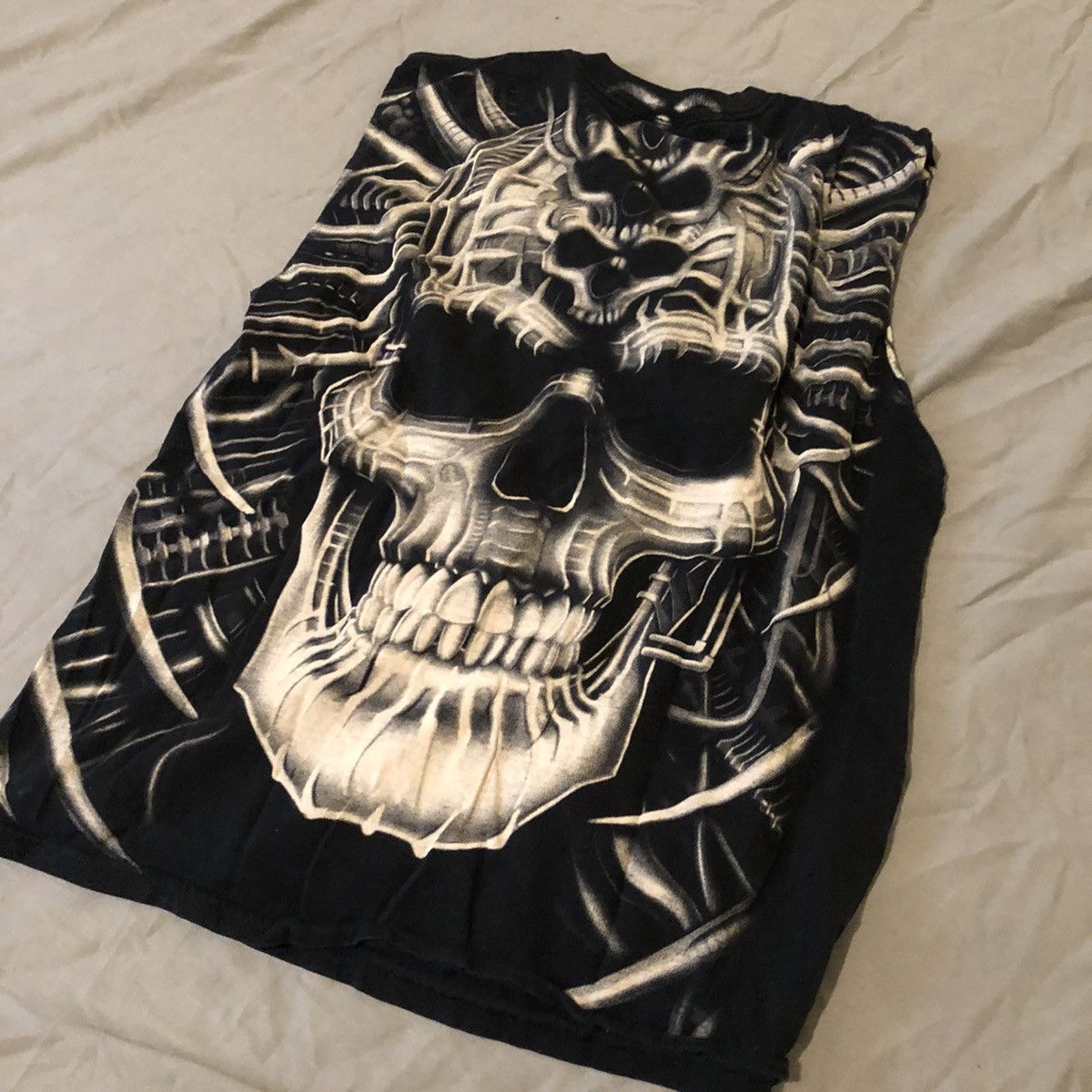 Liquid Blue Skull Graphic Size US L / EU 52-54 / 3 - 3 Thumbnail