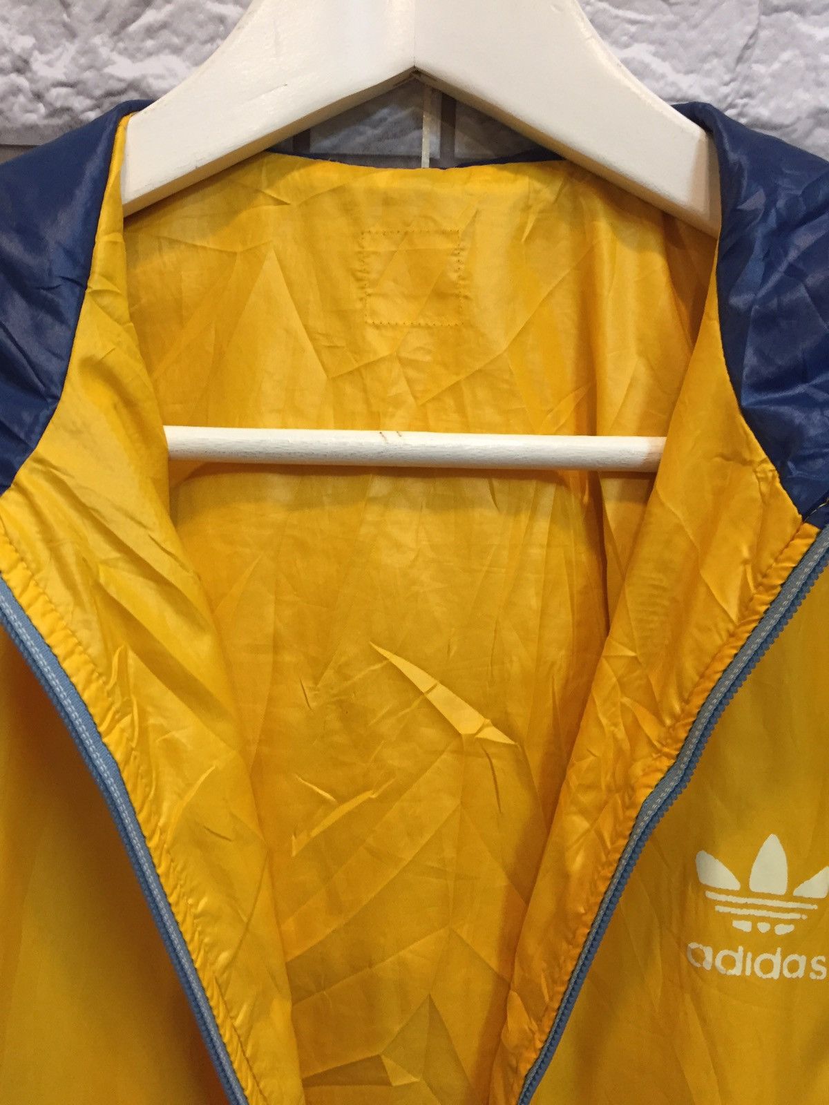 Adidas Adidas Trefoil Windbraker With Hoodie Size US M / EU 48-50 / 2 - 6 Thumbnail