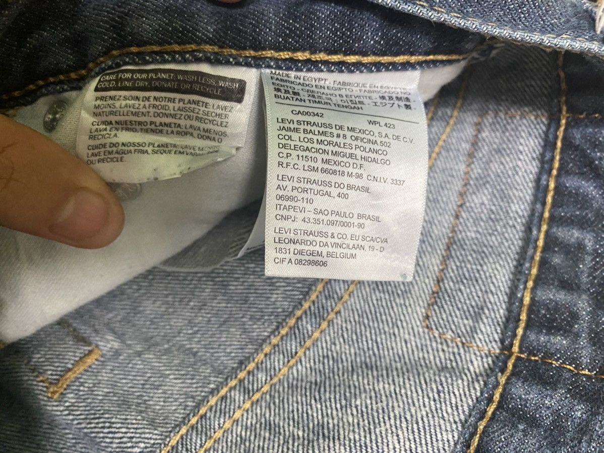 Levi's × Vintage Vintage LEVIS 550 Mid Blue Paint Splashed Jeans - L32 Size US 32 / EU 48 - 14 Thumbnail