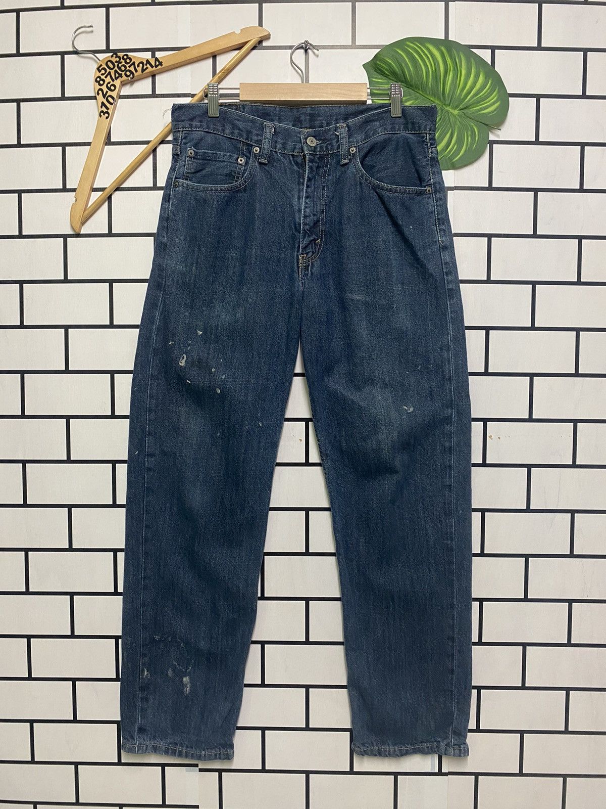 Levi's × Vintage Vintage LEVIS 550 Mid Blue Paint Splashed Jeans - L32 Size US 32 / EU 48 - 1 Thumbnail