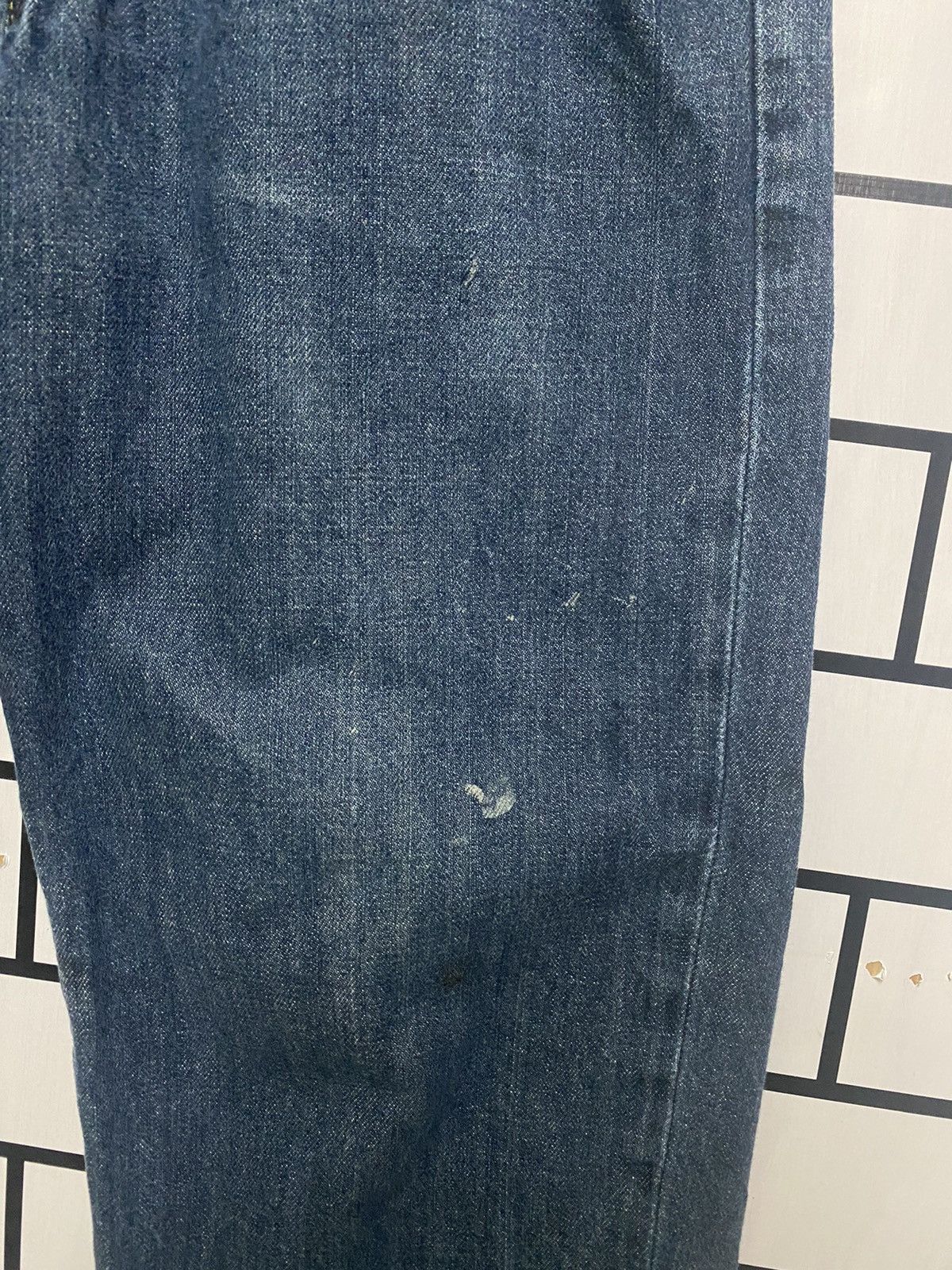 Levi's × Vintage Vintage LEVIS 550 Mid Blue Paint Splashed Jeans - L32 Size US 32 / EU 48 - 3 Thumbnail