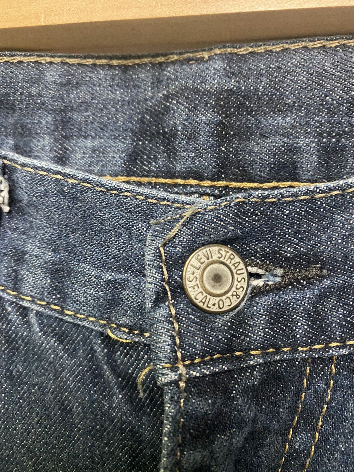 Levi's × Vintage Vintage LEVIS 550 Mid Blue Paint Splashed Jeans - L32 Size US 32 / EU 48 - 6 Thumbnail