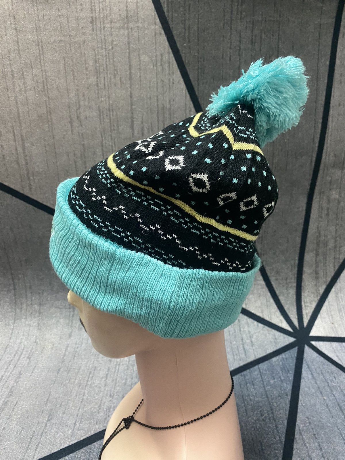 Pokemon Pokemon Squirtle Character Native Design Beanie Hat Size ONE SIZE - 4 Thumbnail