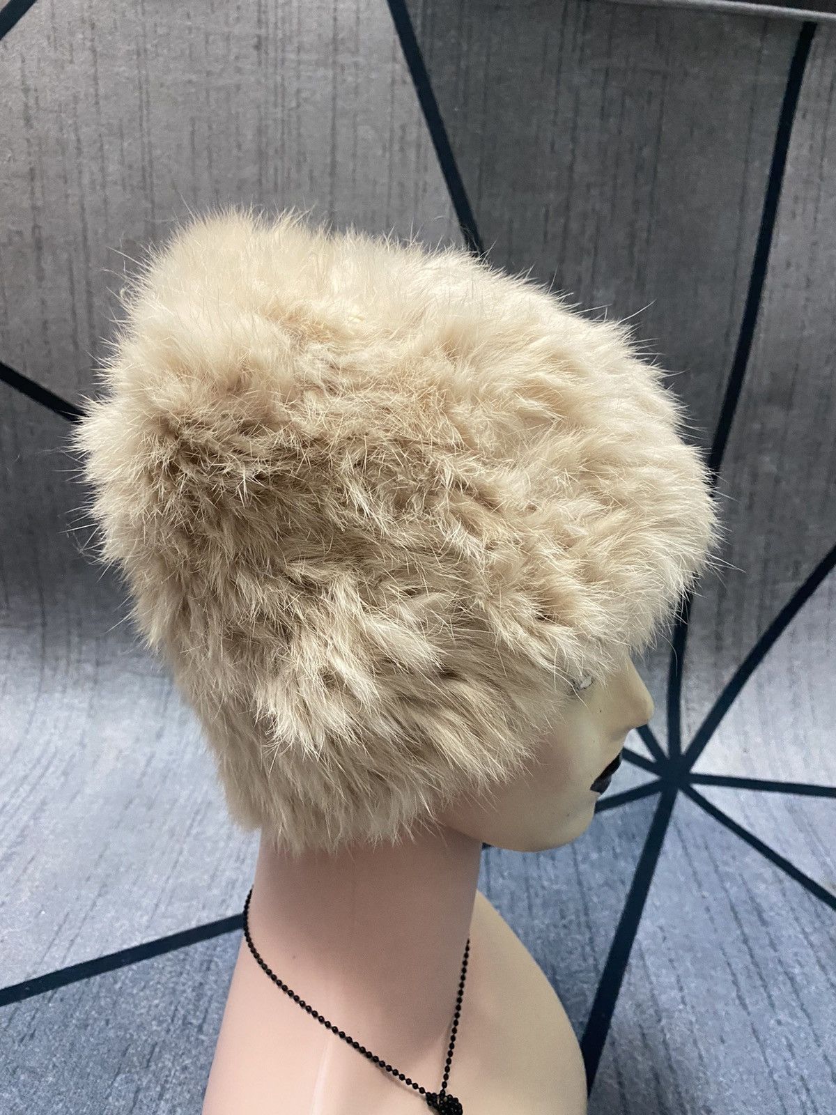 Japanese Brand Unknown Brand fur Nice Beanie Hat Size ONE SIZE - 2 Thumbnail