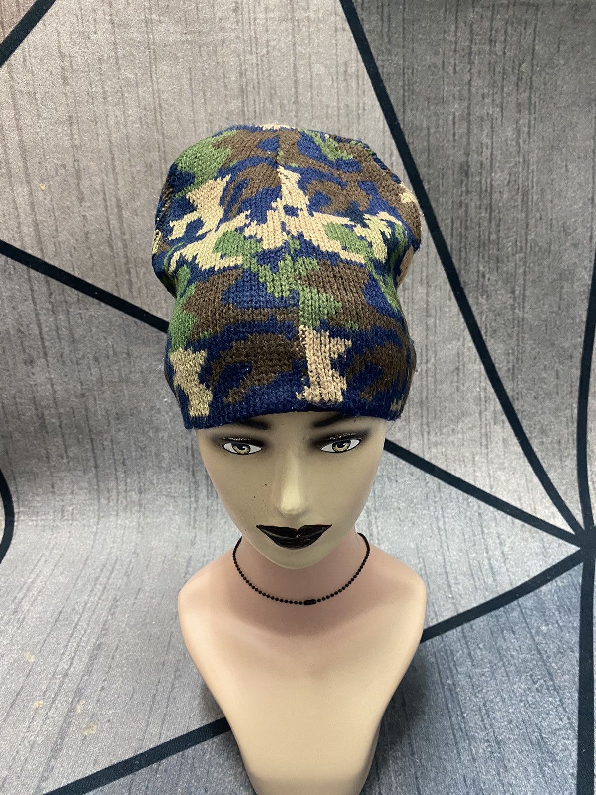 Japanese Brand Japanese Brand Rich Fun Camo Design Military Beanie Hat Size ONE SIZE - 1 Thumbnail