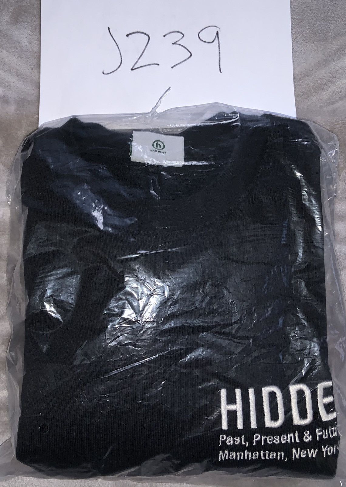 HIDDEN Hidden Ny logo crewneck | Grailed