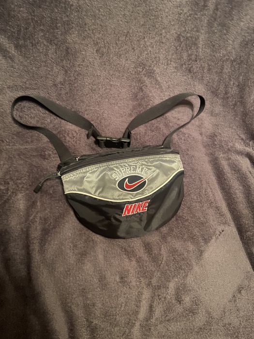 Nike x supreme clearance bag