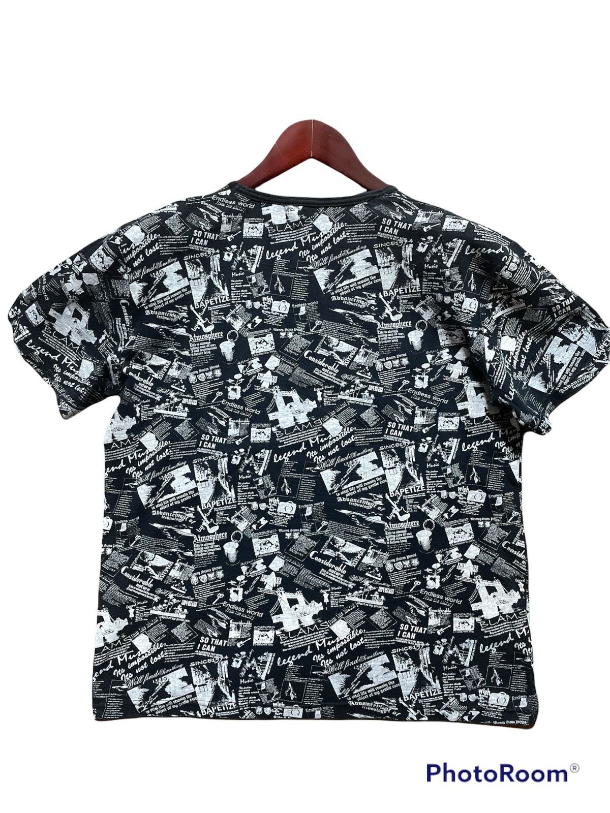 Japanese Brand Rare Semantic Design All over Print Tee Size US L / EU 52-54 / 3 - 2 Thumbnail