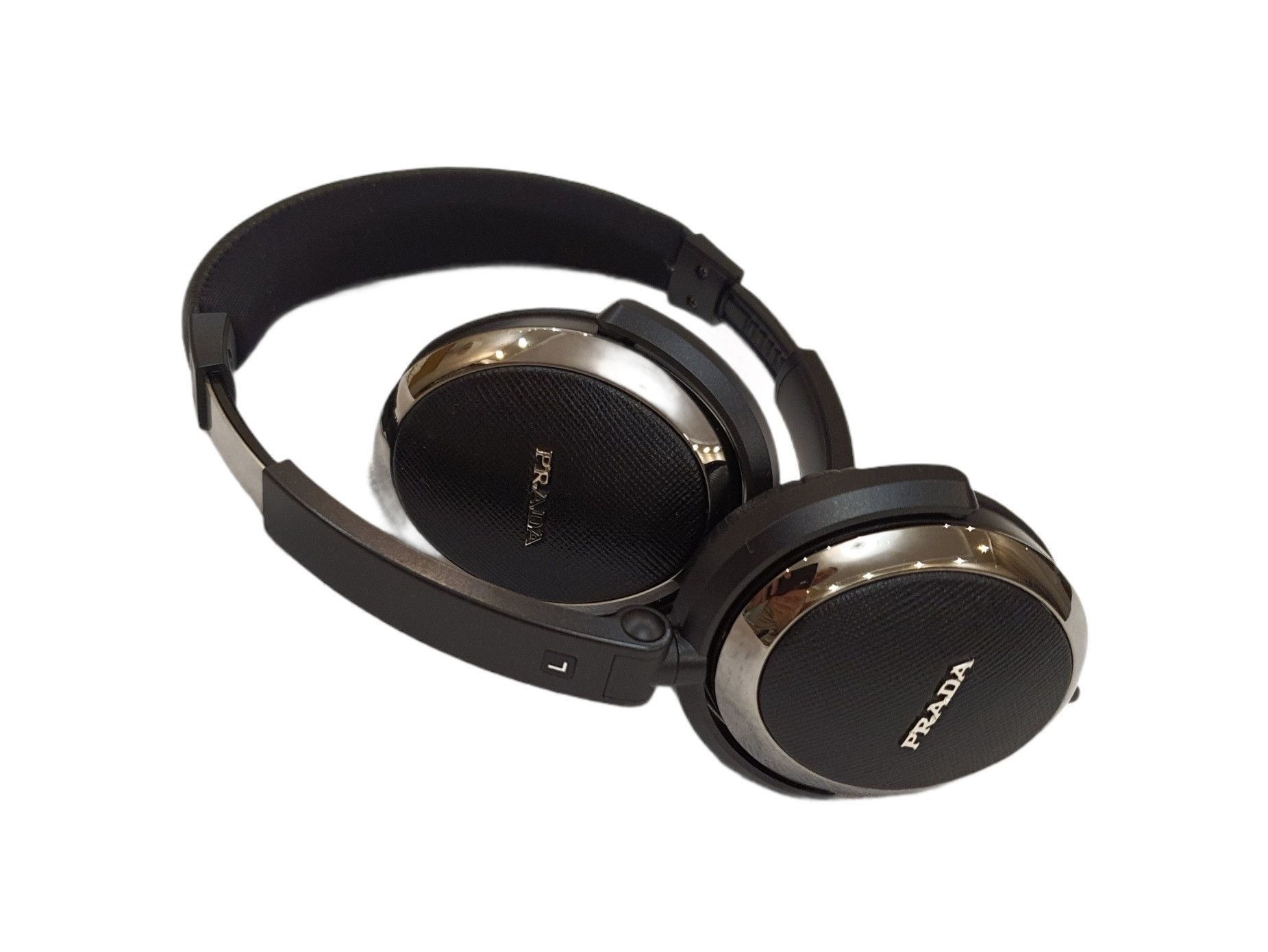 【関税＆送料込み】Prada Headphones Prada NEW Saffiano Leather Headphones | Grailed
