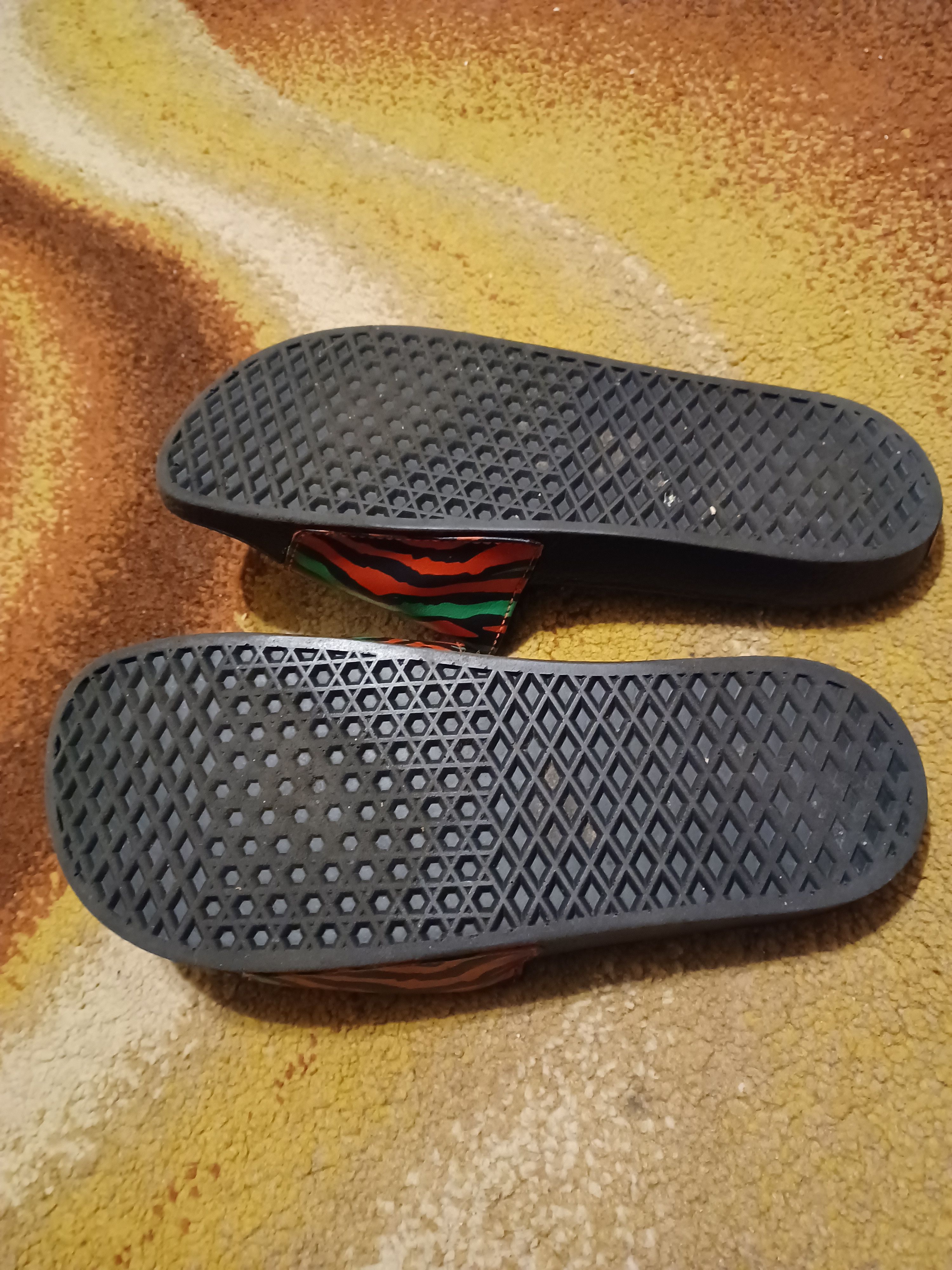 Atcq slides clearance